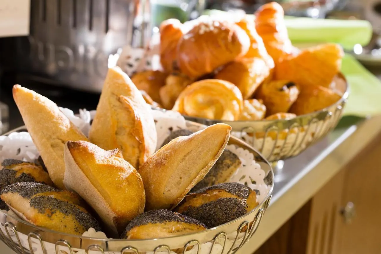 Le Relais Saint Honore Parijs