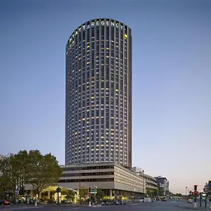 Hyatt Regency Etoile Париж