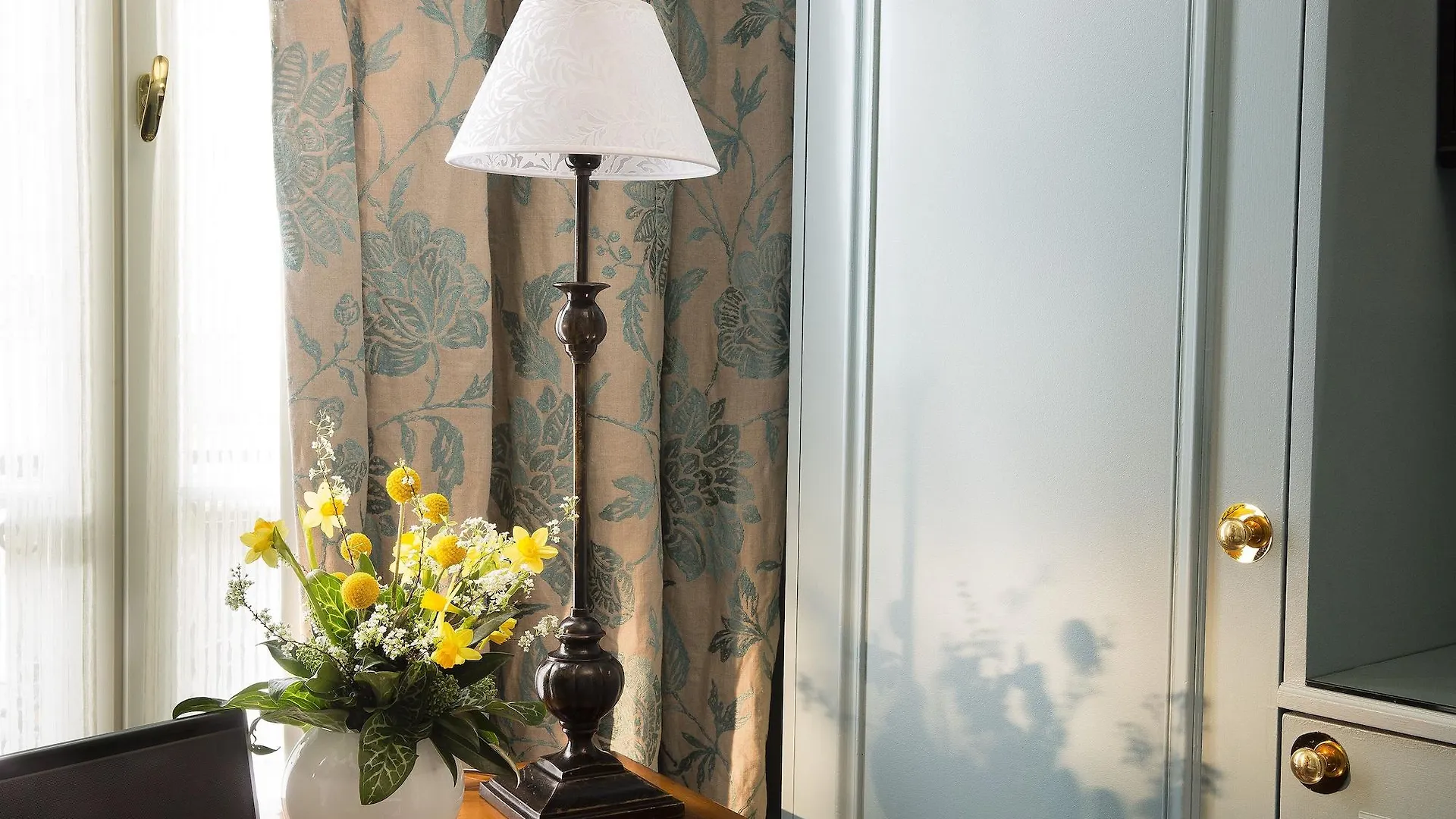 Le Relais Saint Honoré Parigi Hotel
