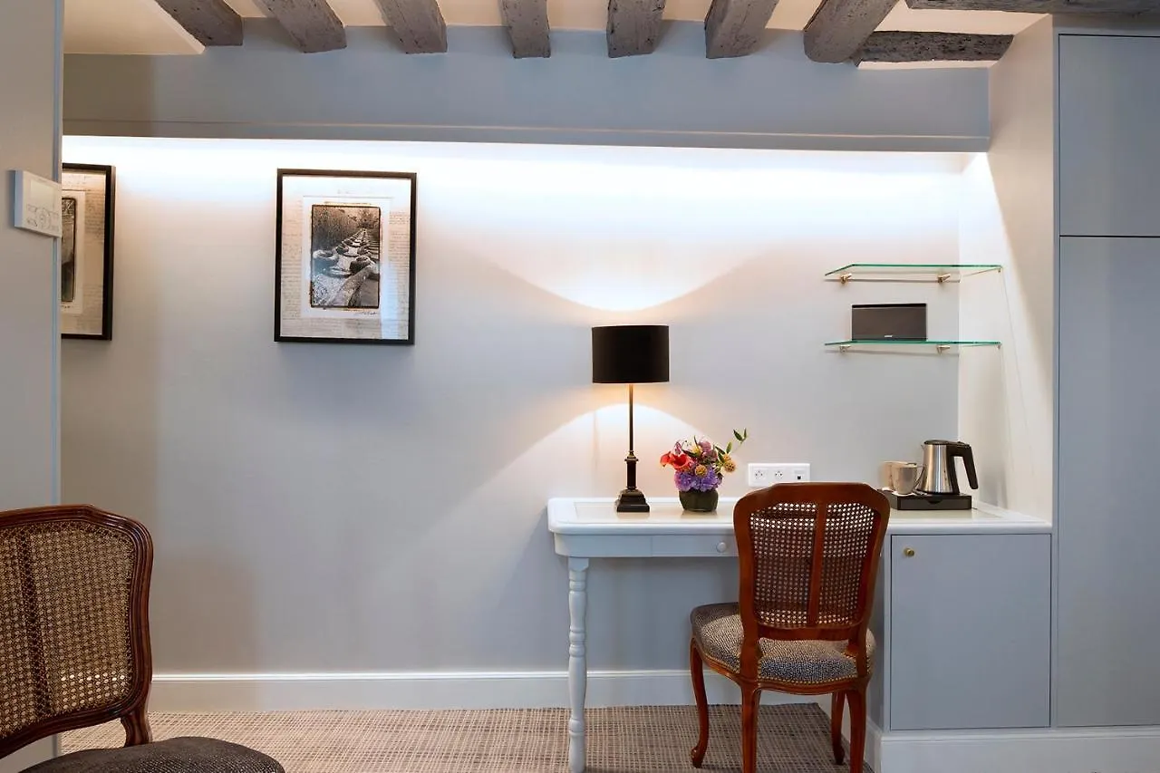 Le Relais Saint Honore Paříž 4*,